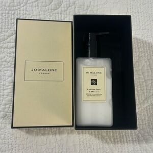 Jo Malone lotion